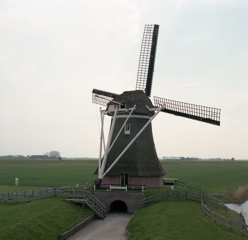 07-05-2013_Molen_Goliath_aan_het_Ida_Wierenga_Pad_Eemshaven_Groningen_2_