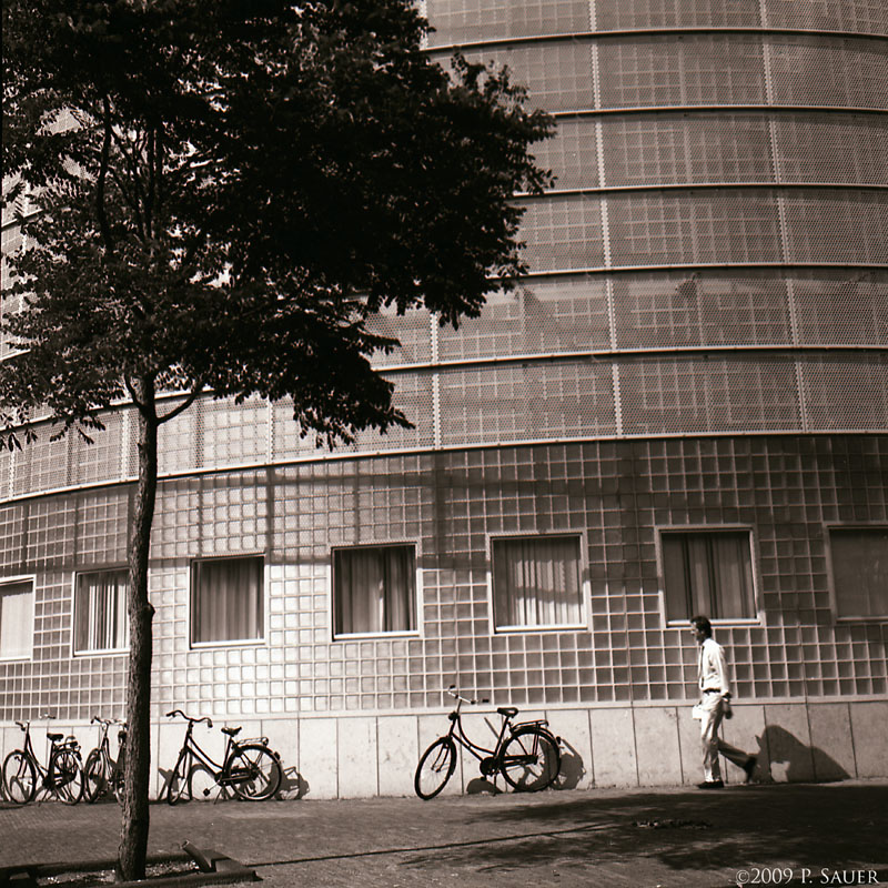 Untitled-b1